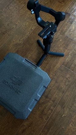 DJI Ronin-SC Camera Gimbal with Case