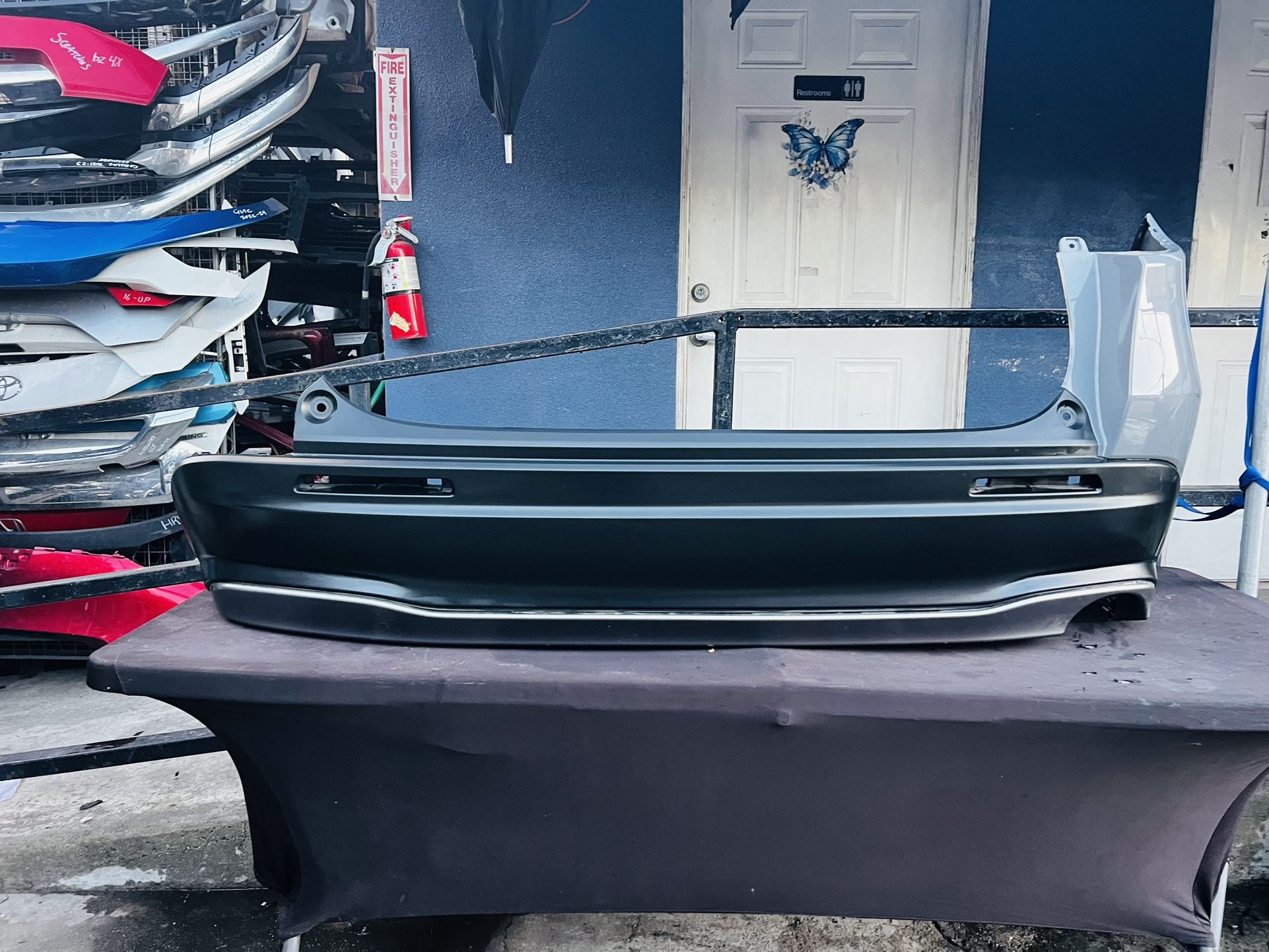 Honda HRV 2023-2025 Rear Bumper Oem