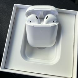 Airpods (First Generation)  Great Condtion!