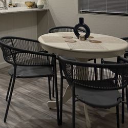 Kitchen table and Chairs all for $100