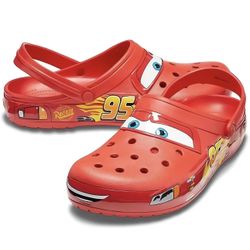 Red Mc Queen Crocs size 4M/6W, like new (once worn indoors the room)