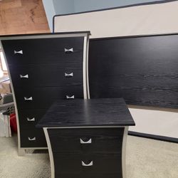 Queen Black + Silver Bedroom Set - 4pc