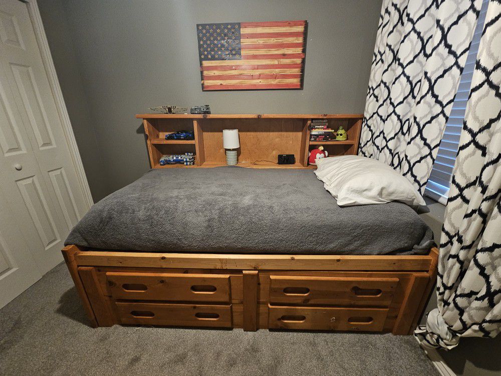 Captains Twin Bed With Storage