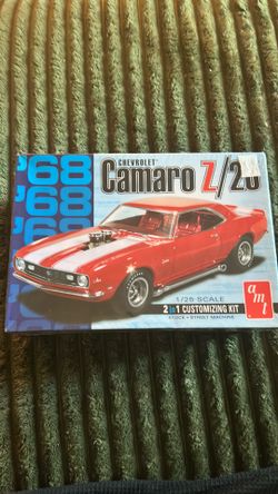 1968 Chevrolet Camaro  2-in-1 Model Kit