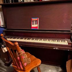 Make Me An Offer!!!!! Antique Upright Wooden Piano