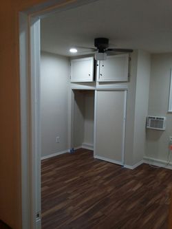 Closets floor paint