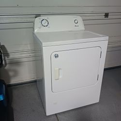Amana By Whirlpool Corporation Gas Dryer Excellent Working Condition 