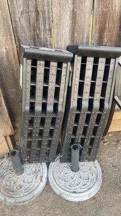 Patio Umbrella Bases with Stands – Set of 2