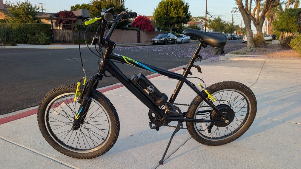 20" Kent Torpedo Kid's Ebike Kids Electric Bicycle Like New Rides Well Clean Satin Black