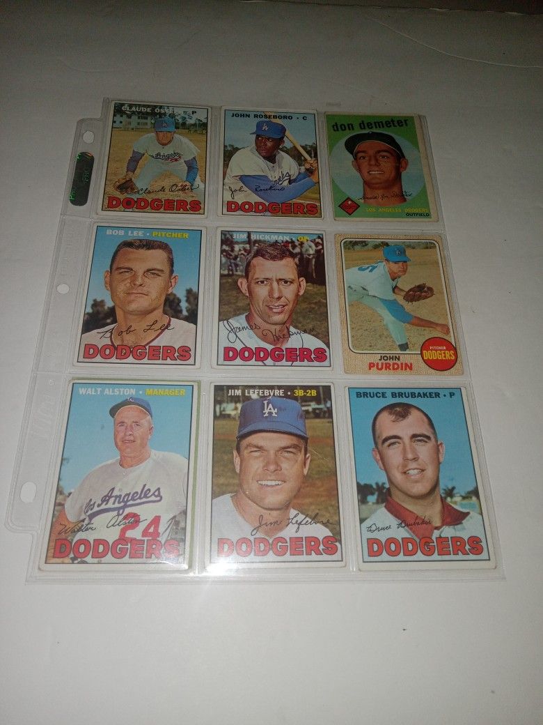 Lot Of 9 Vintage Old 1960's LA DODGERS Baseball Cards