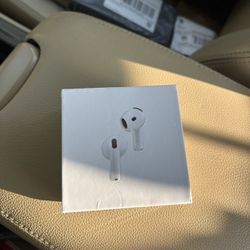 Apple Airpods (4th Generation)