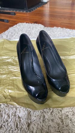 Brian Atwood Platform Heel size 9