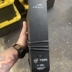 Xfinity Modem/souther Arris surfboard