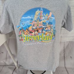 Disney Gender Neutral T-shirt Size L