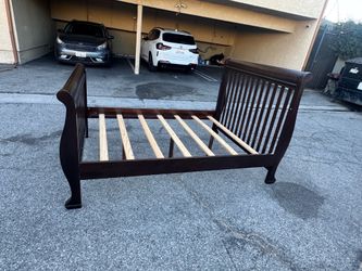 Bed frame /full