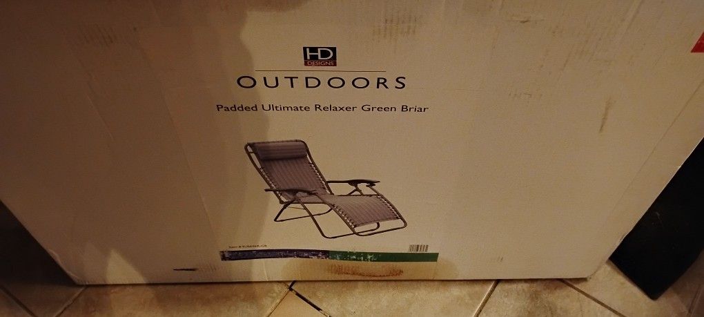 2 HD Designs Chair