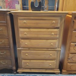 BEAUTIFUL TALL DRESSER 