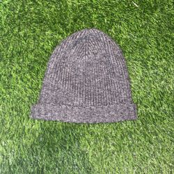grey beanie