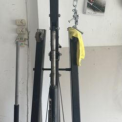 Engine lift and spreader bar
