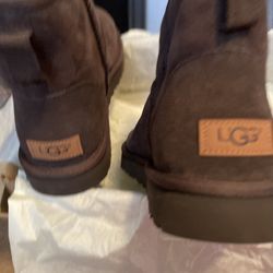 Ugg Brown Ankle Boot Women Size 11
