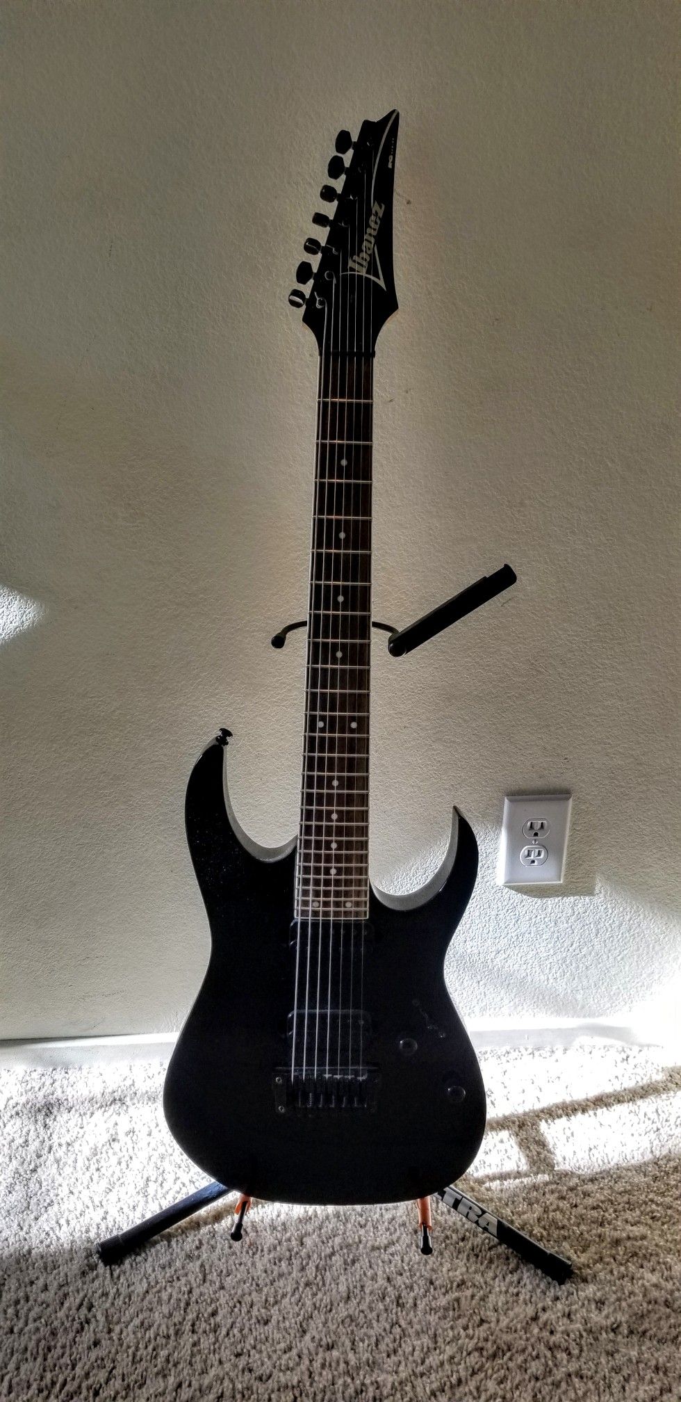 Ibanez RG7321 (7 string)