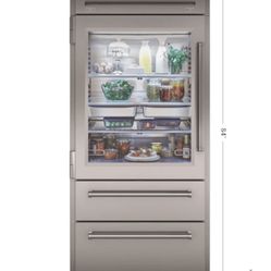 Sub-Zero PRO3650G/LH is the ultimate professional-grade refrigerator/freezer, featuring a 36-inch glass door with a left-hand hinge.