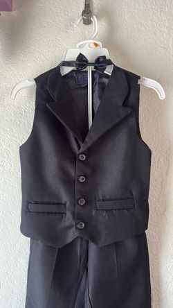 3pc Vest & Pant set black size 5
