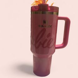 Stanley barbie 40oz