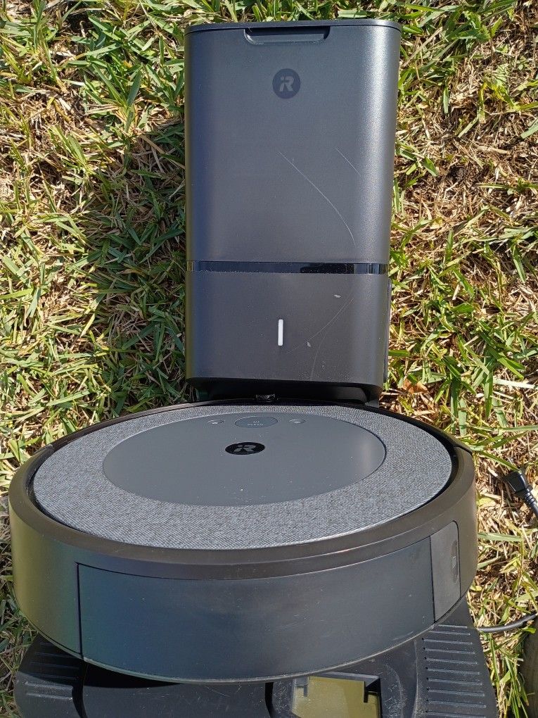 IRobot Rumba 13 Evo WI Fi Connected Robot Vacuum