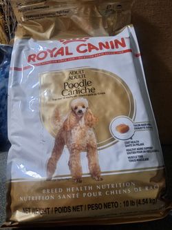 ROYAL CANIN