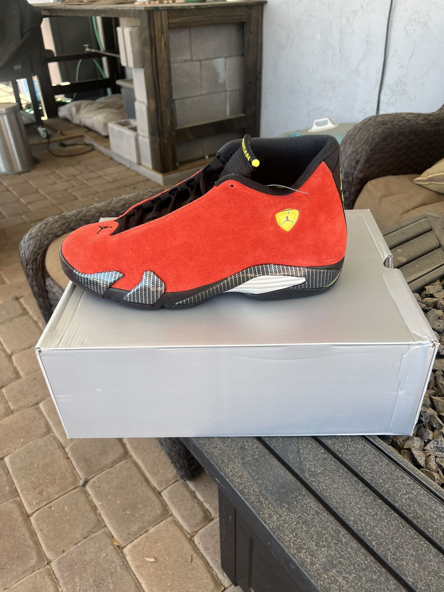Jordan 14 ‘Ferrari’