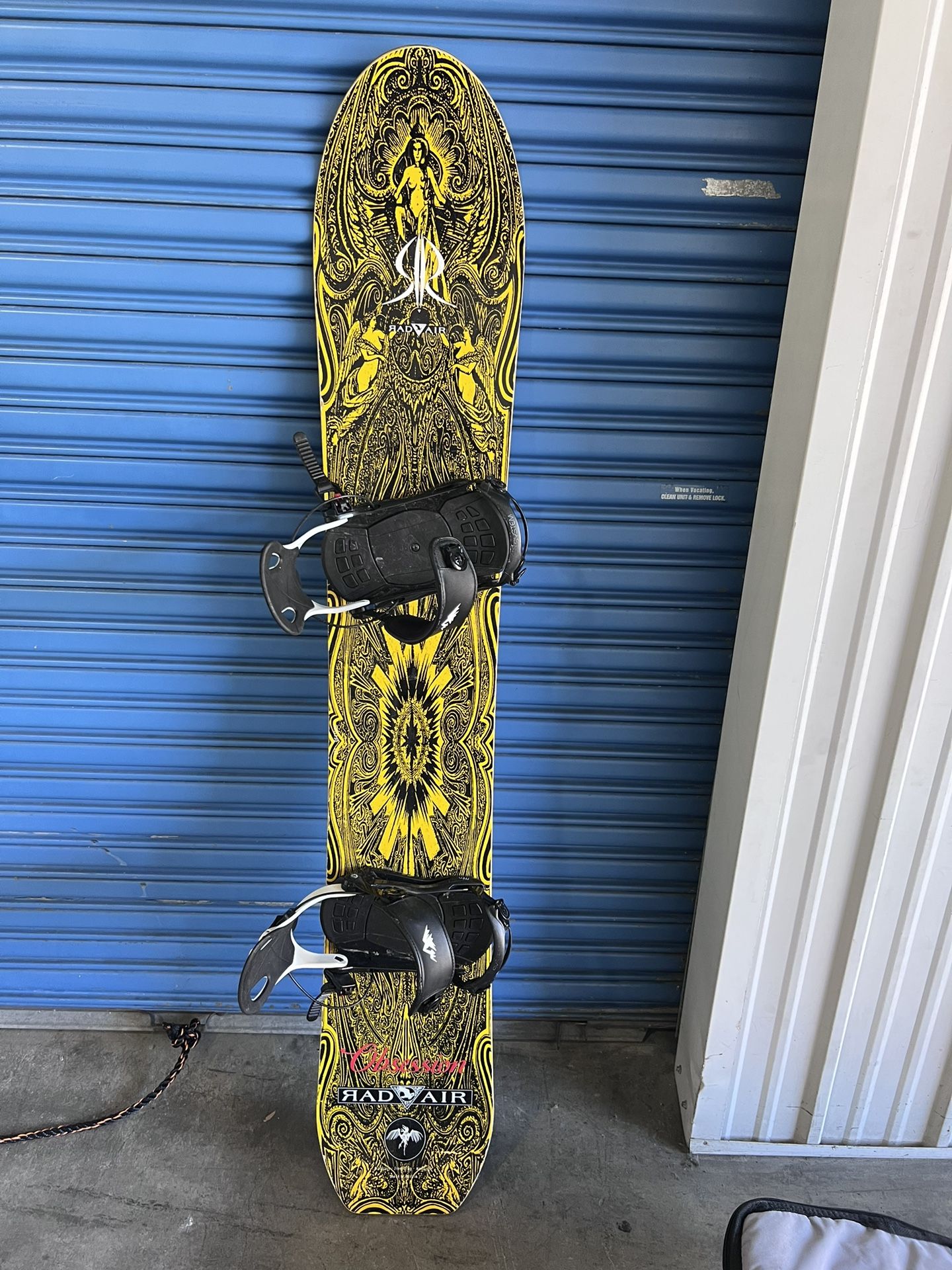 Rad Air Snowboard