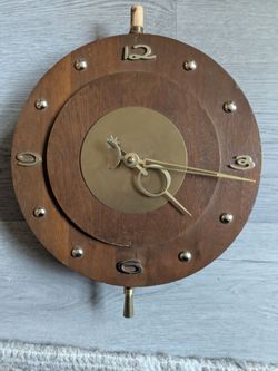 MCM wall clock