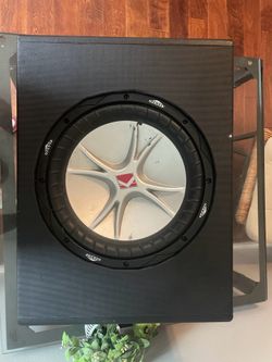 Music system 1 subwoofer and 2 amps