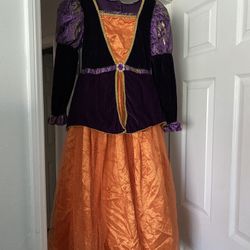 HALLOWEEN WITCH COSTUME 