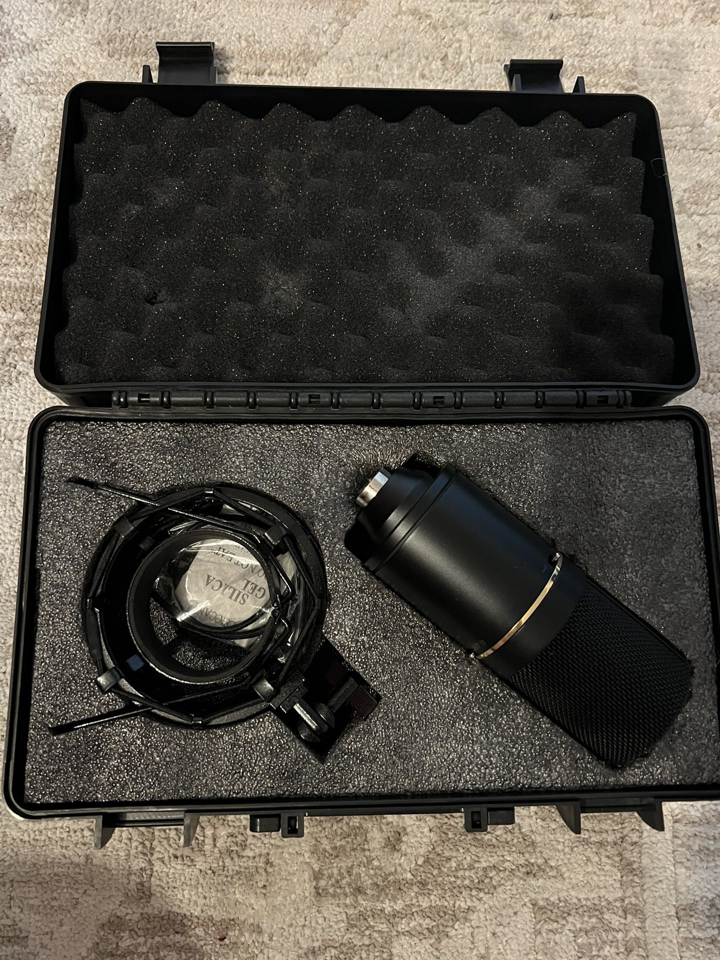 MXL 770 Microphone