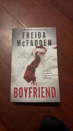 The Boyfriend by Freida McFadden Paperback