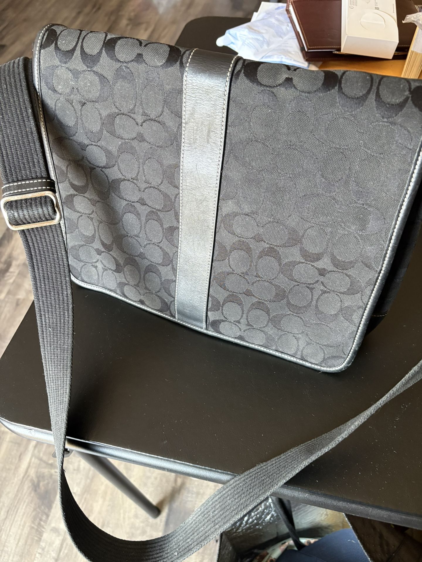 COACH Messenger BAG