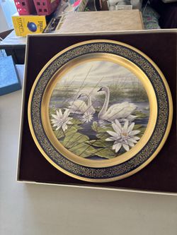 Collectible plate