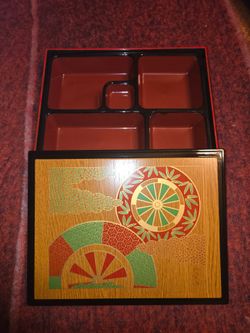 Lacquer Bento/ Jewelry box
