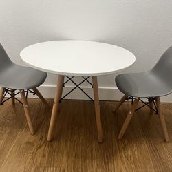 Kids Table And 2 Chairs 