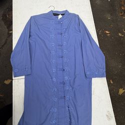 Blue vintage Chinese-inspired button-up shirt (medium)