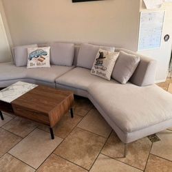 Modern Curved Sectional Sofa - Great Condition 