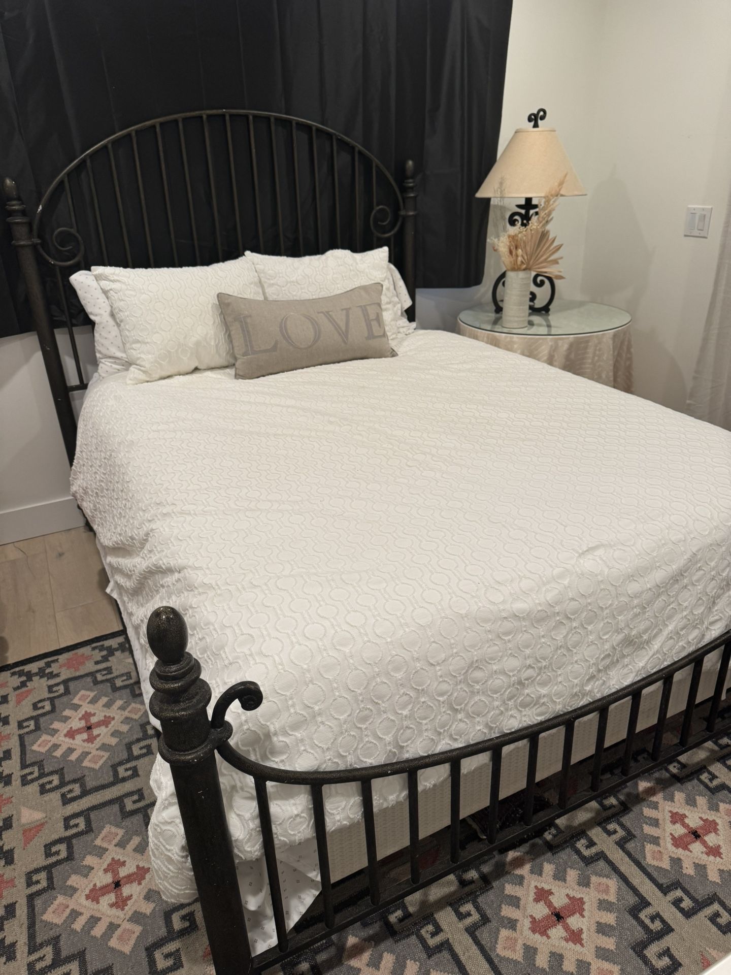 Queen Metal Bed Caitlins Lay Z Boy Brand