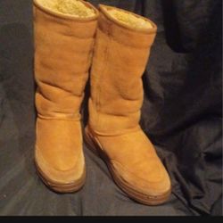 UGGS CHESTNUT ULTIMATE BOOTS  SZ 7