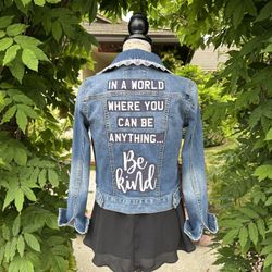 Women’s Distressed Denim Jean Jacket with Lace Collar and Enhancement. Mudd Jean XS