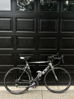 Felt AR4 Full Carbon Road Bike