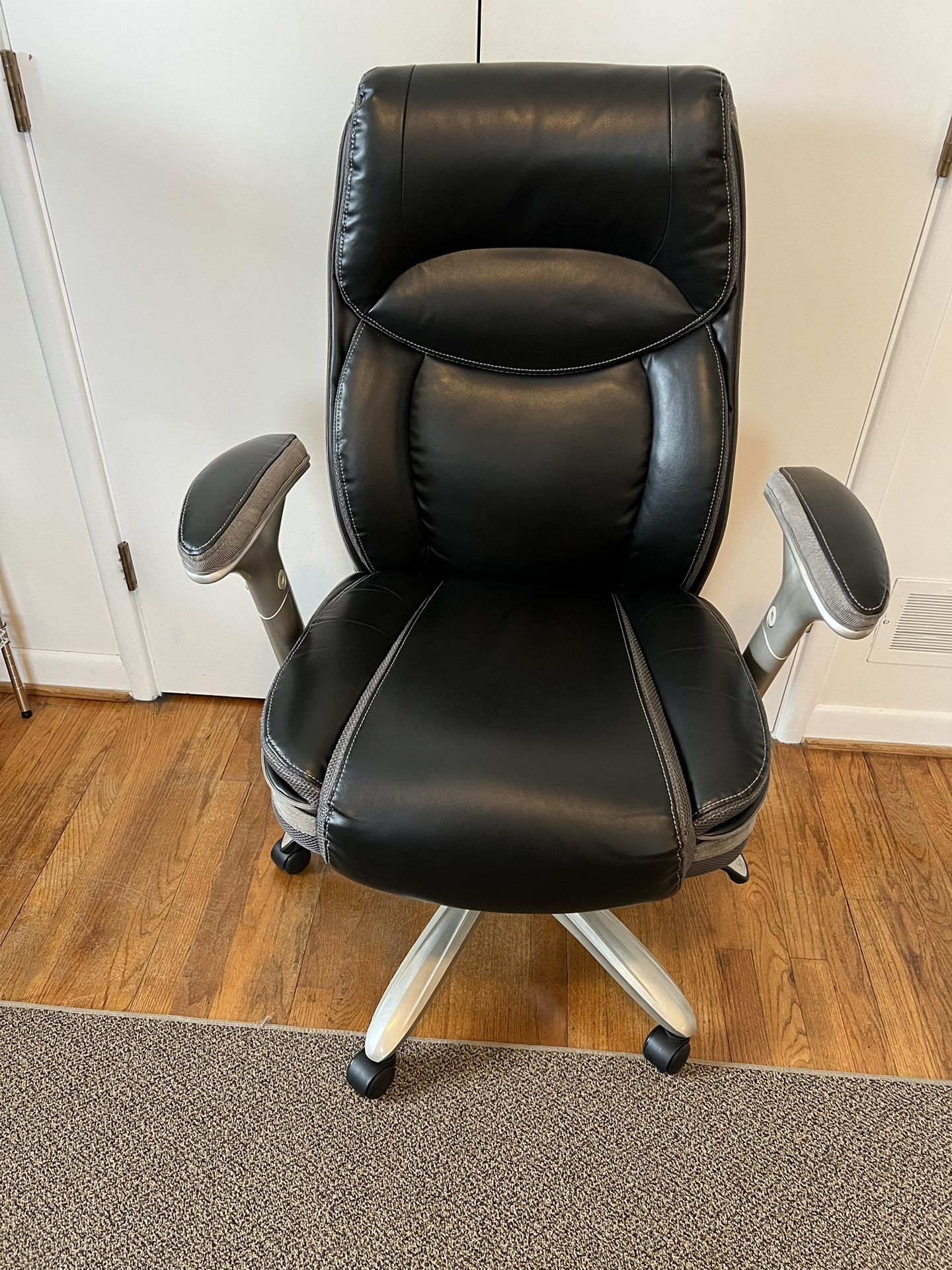 Executive Leather Office Chair