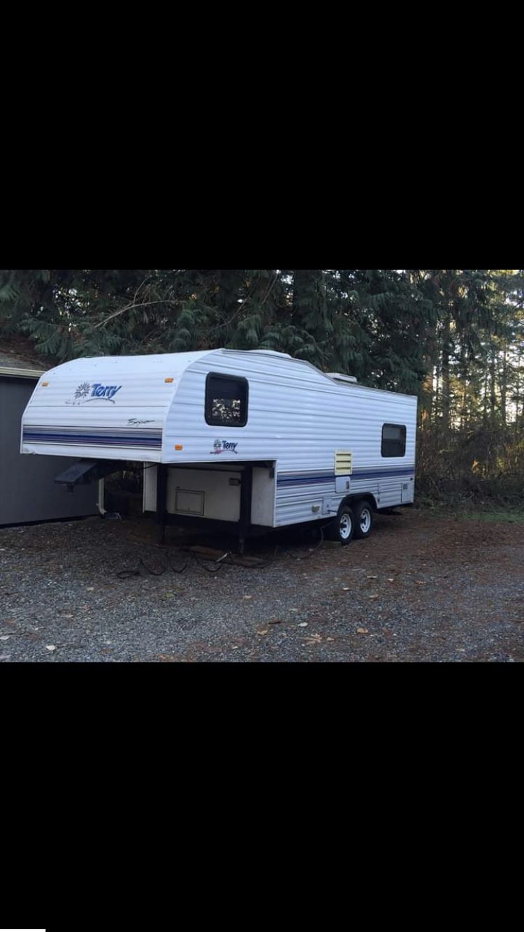 Terry 5th wheel camper