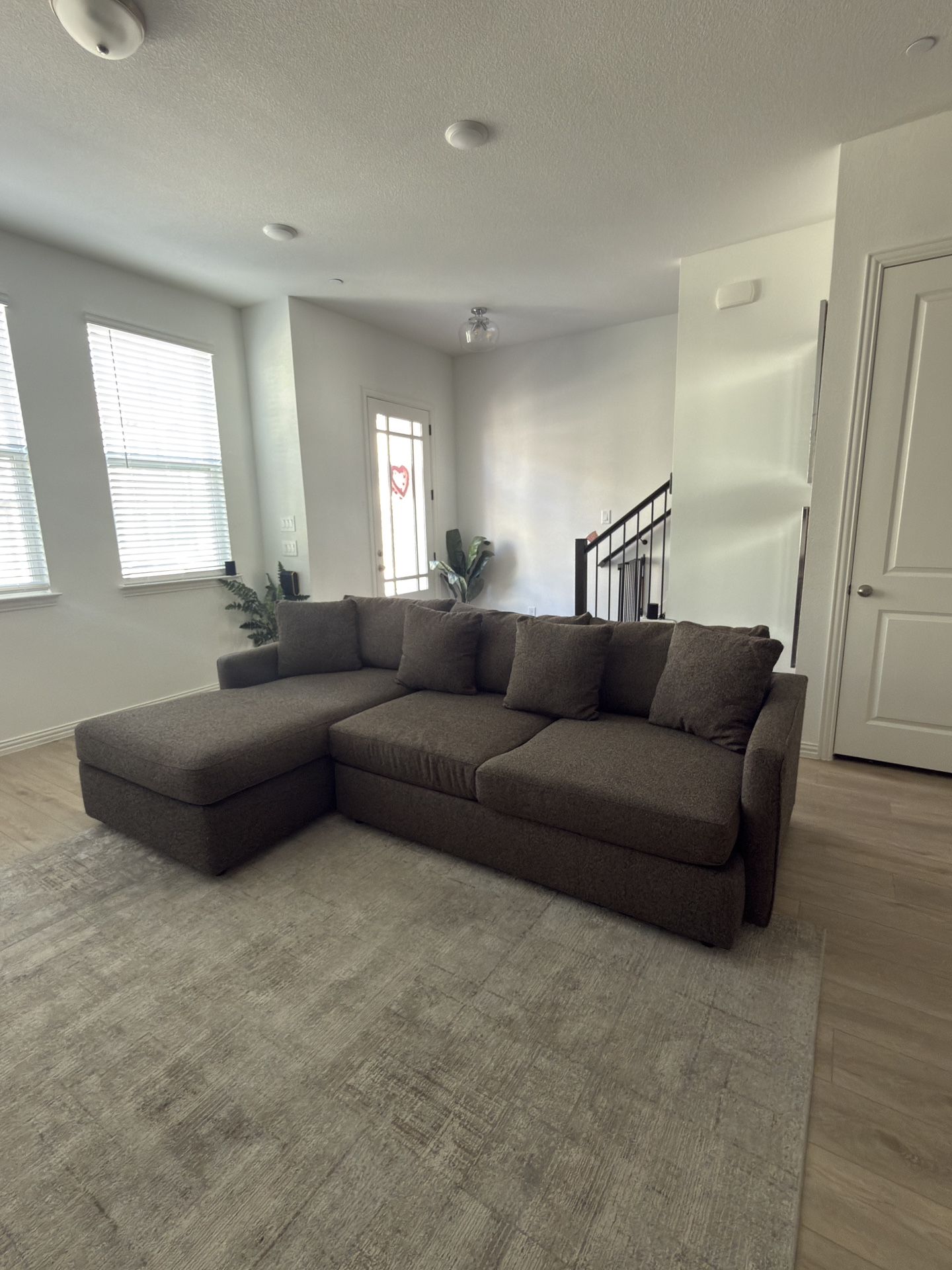 GENTLY USE SOFA NEED GONE TODAY!!